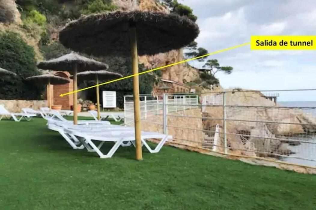 Capsasalbegur74 Terraza Sobre Mar Piscina Del Mar Apartment Екстериор снимка