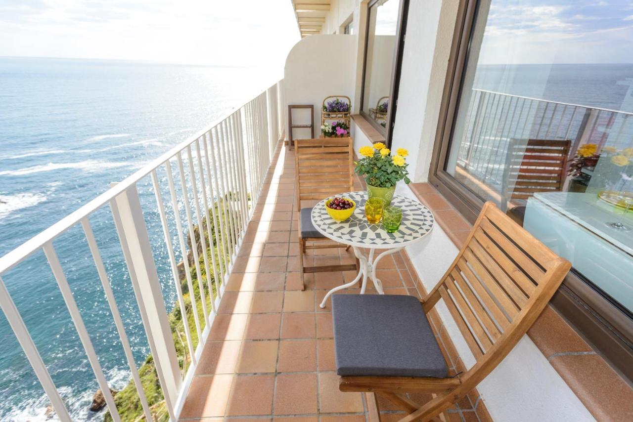 Capsasalbegur74 Terraza Sobre Mar Piscina Del Mar Apartment Екстериор снимка