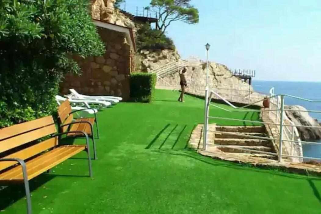 Capsasalbegur74 Terraza Sobre Mar Piscina Del Mar Apartment Екстериор снимка
