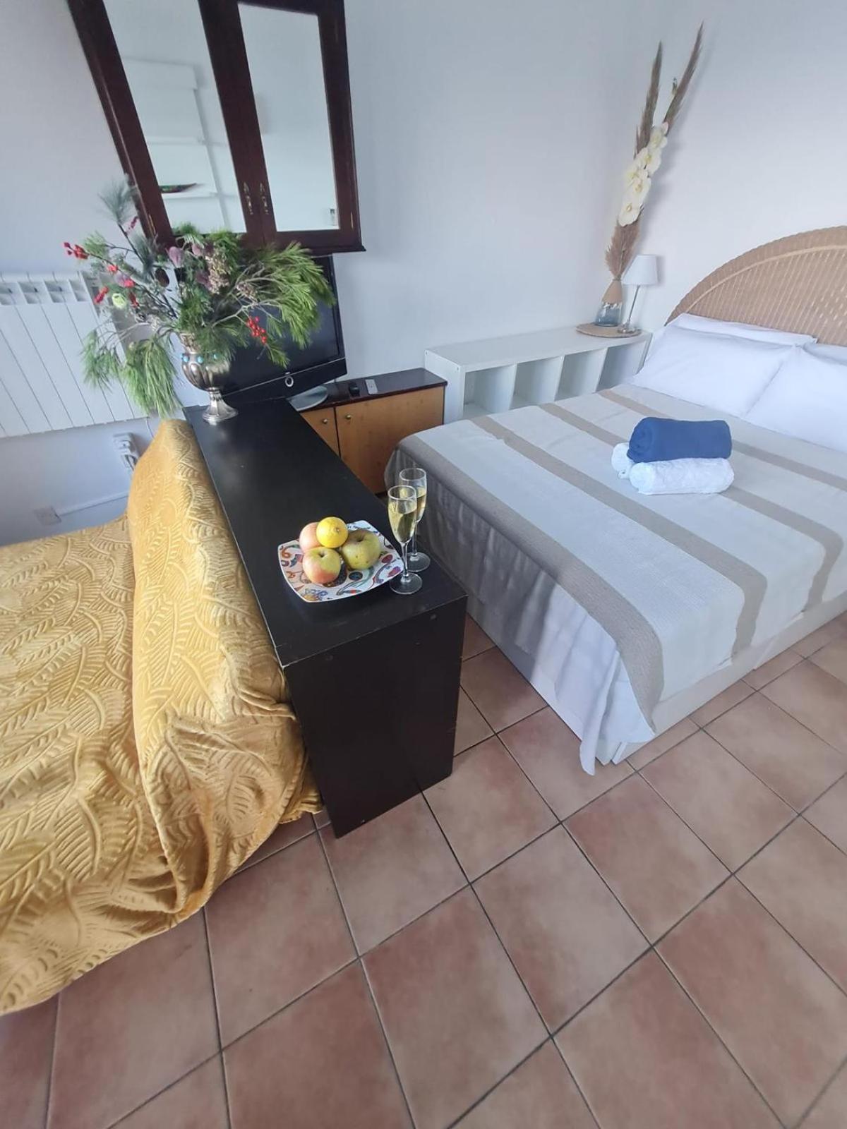 Capsasalbegur74 Terraza Sobre Mar Piscina Del Mar Apartment Екстериор снимка